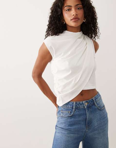 ASOS DESIGN - Hvid croptop med asymmetrisk snit og kappedesign - view 1