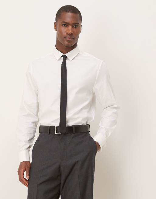 ASOS DESIGN - Hvid, elegant og strygelet skjorte med dobbeltmanchetter i twill i Regular Fit