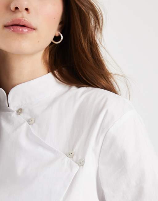ASOS DESIGN - Hvid figursyet skjorte med indsyet talje og kinakrave, 2 af 4