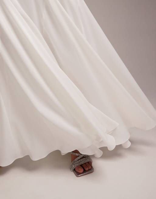 ASOS DESIGN - Hvid maxi-brudkjole i satin med cami-stropper, vandfaldsudskæring og kiler, 3 af 6