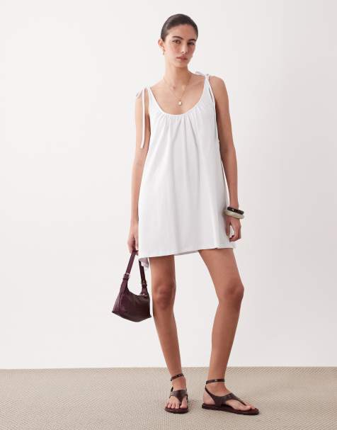 ASOS DESIGN - Hvid minikjole med dyb rund hals og bindebåndsdetalj over skuldrene - view 1