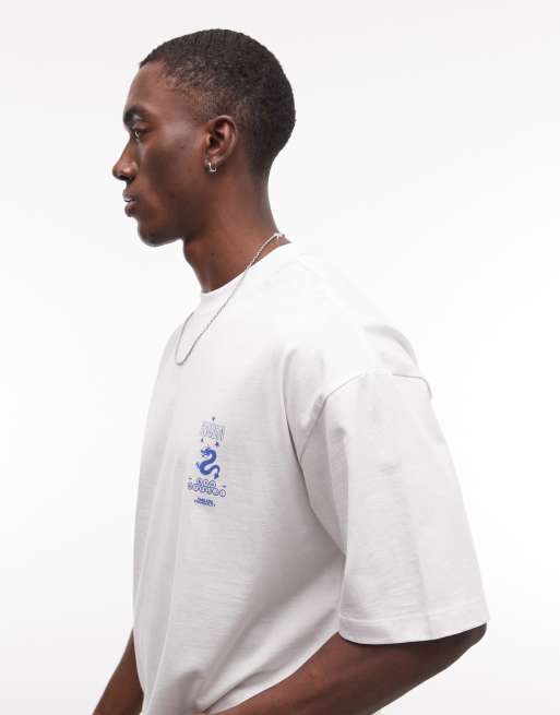 ASOS DESIGN - Hvid og oversized T-shirt med bjerggrafik, 4 af 5
