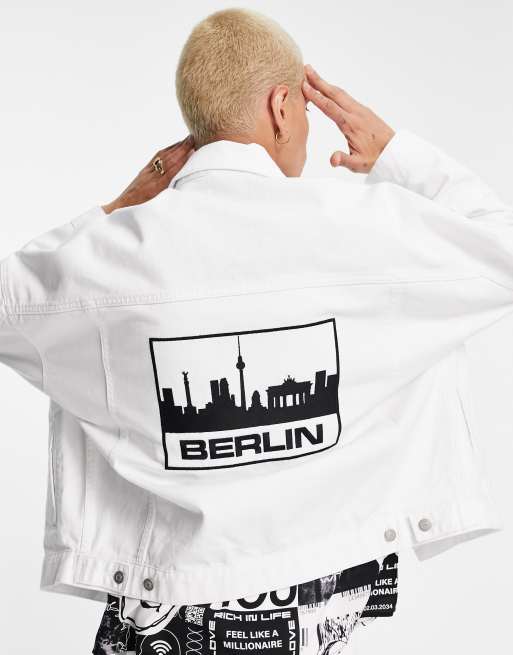 ASOS DESIGN - Hvid, oversized denimjakke med Berlin-broderi