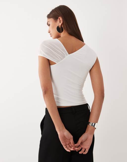ASOS DESIGN - Hvid tætsiddende top med skuldre i mesh, 3 af 4