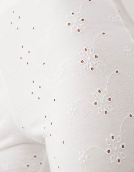 ASOS DESIGN - Hvide capribukser med broderier - Del af sæt, 4 af 5