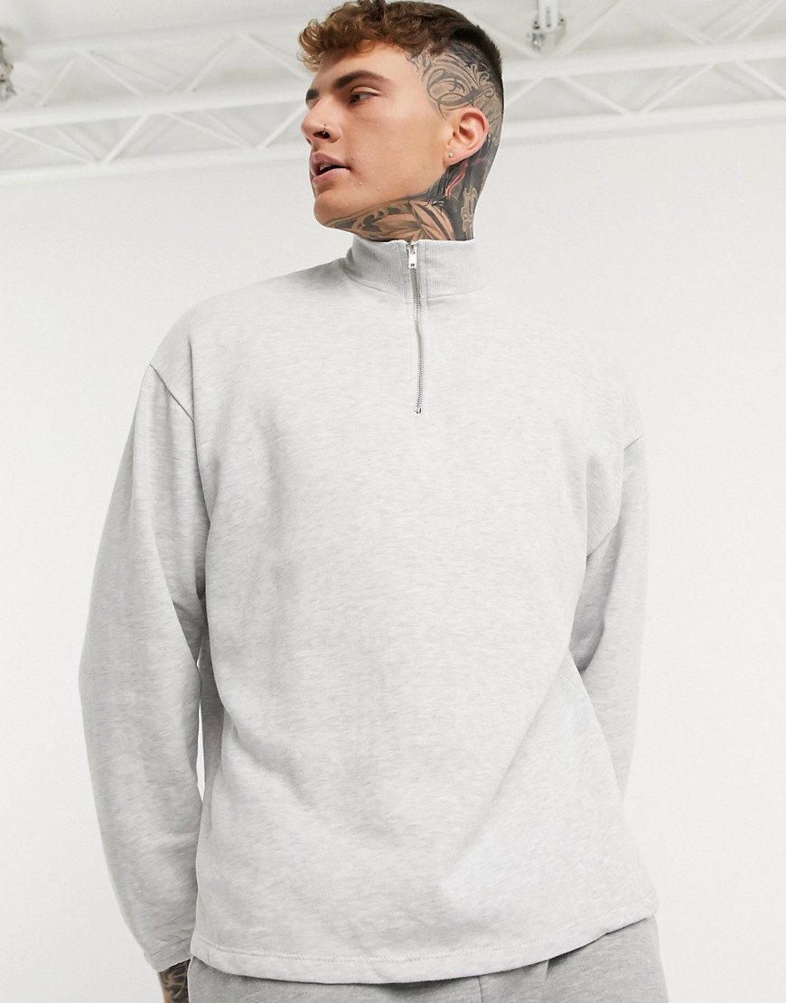 ASOS DESIGN - Hvidmeleret, oversized sweatshirt med lynlås i halsen