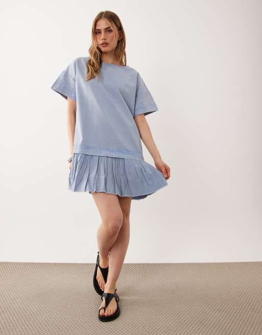 ASOS DESIGN hybrid t-shirt mini dress in washed denim blue, 2 of 4