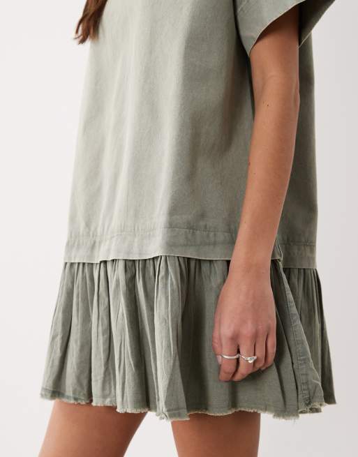ASOS DESIGN hybrid t-shirt mini dress in washed olive, 3 of 4