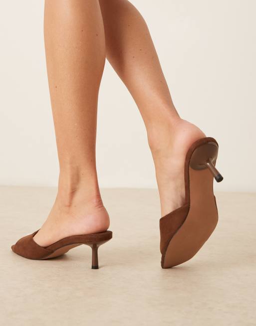 ASOS DESIGN Hyped kitten heeled mules in chocolate suedette, 2 of 4