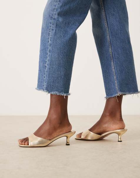 ASOS DESIGN - Hyper - Guldfarvede mules med kitten-hæl - view 1