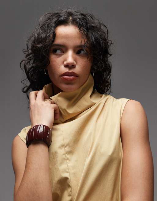 ASOS DESIGN - Iconic - Mouwloze top met opstaande boord in botergeel, 2 van 4