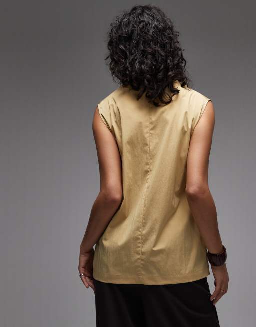 ASOS DESIGN - Iconic - Mouwloze top met opstaande boord in botergeel, 3 van 4