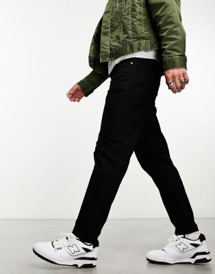 ASOS DESIGN - Ikke-falmede sorte jeans med indsnævrede ben - view 1