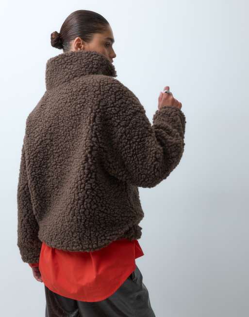 ASOS DESIGN imitation peau de mouton à poils longs demi-zip marron, 4 de 4