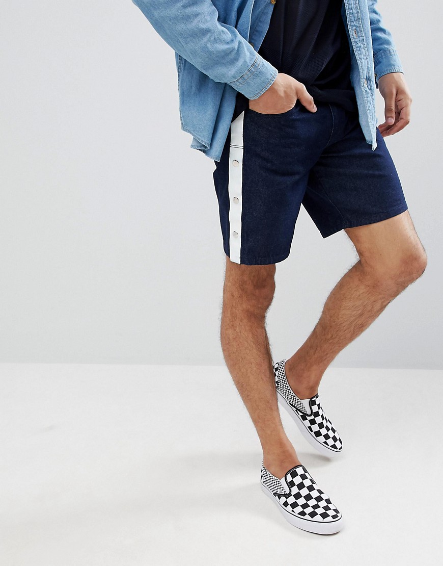 ASOS DESIGN – Indigoblå jeansshorts med smal passform, sidoränder och tryckknappar