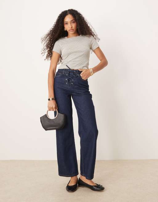 ASOS DESIGN – Indigoblå, sköljtvättade jeans med raka ben och snörning framtill