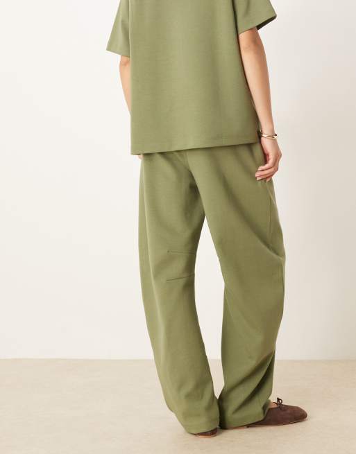ASOS DESIGN interlock barrel leg sweatpants in khaki, 3 of 5