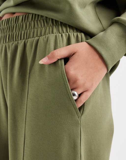 ASOS DESIGN interlock sweatpants with pleats in khaki green, 3 of 5