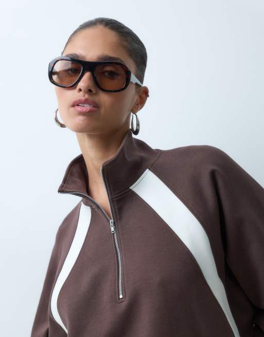 ASOS DESIGN Interlock-Tracktop mit Reißverschluss in Braun und Cremeweiß, 4 von 4