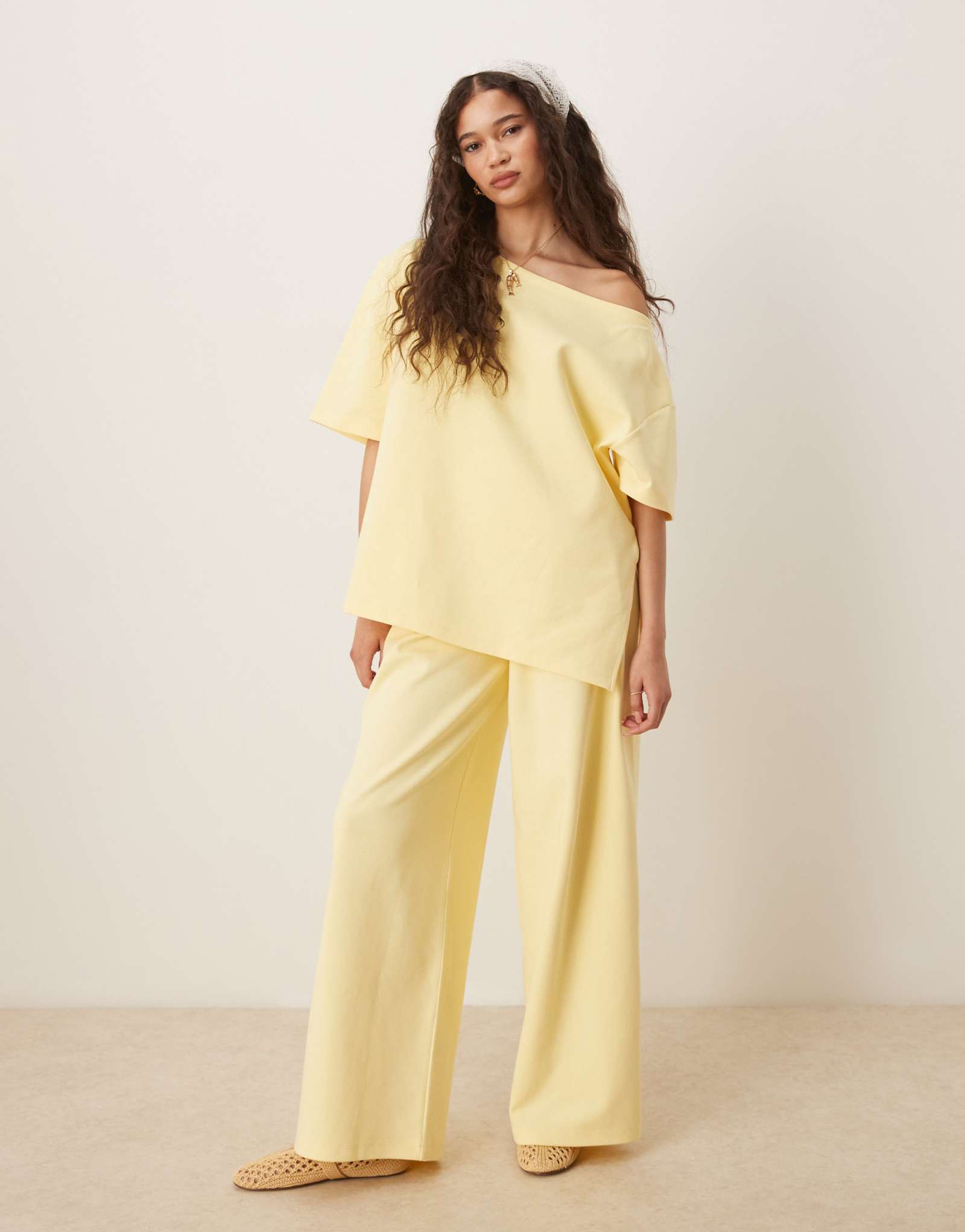Широкие брюки ASOS DESIGN interlock желтого цвета