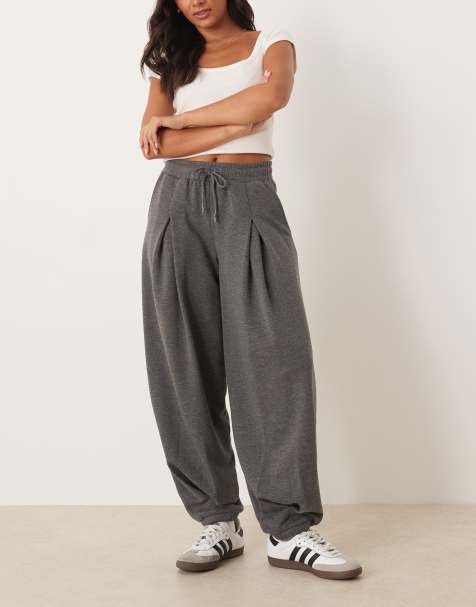 ASOS DESIGN inverted pleat jogger in navy - view 1