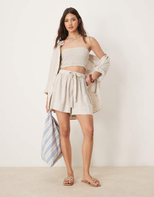 ASOS DESIGN – Isabel – Mixa och matcha – Beige, smockad strandtopp i bandeaustil och linnemix, 2 av 4