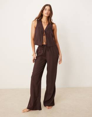 ASOS DESIGN – Ivy – Brązowe spodnie plażowe z materiału z dodatkiem lnu - view 1