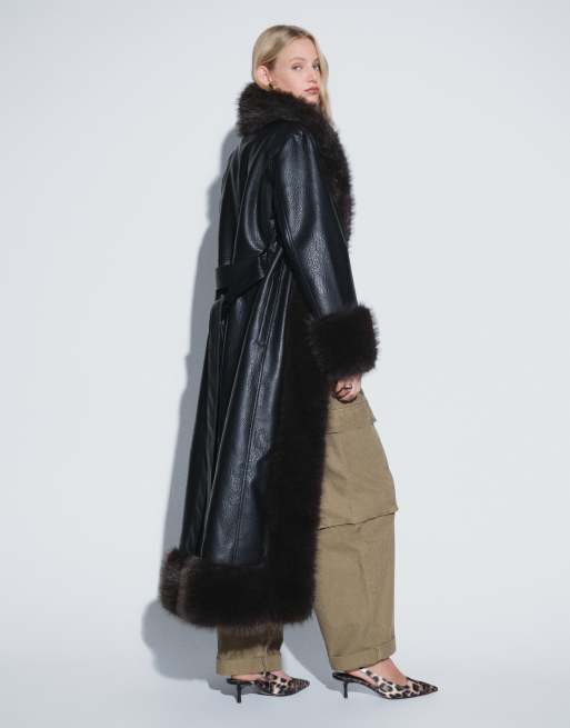 ASOS DESIGN jacka i läderlook, lång modell, med fuskpälsdetaljer i svart, 4 av 4