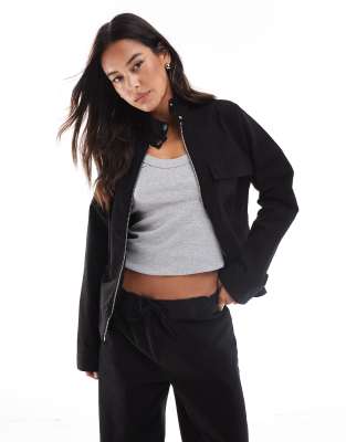 ASOS DESIGN - Jacke in Schwarz mit Stehkragen