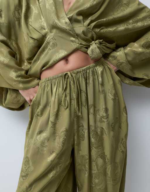 ASOS DESIGN jacquard oversized balloon pant with frill detail in olive , 5 of 5