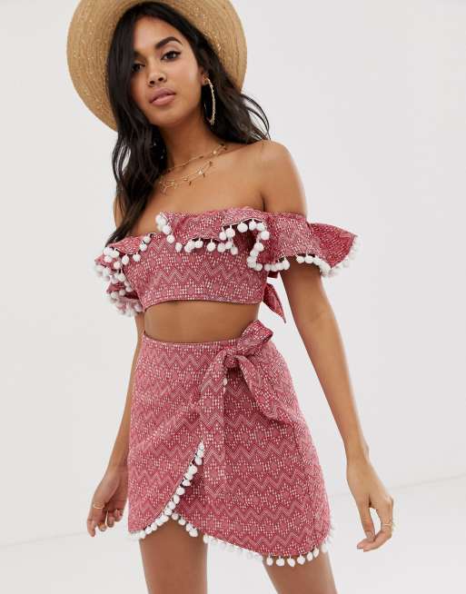 ASOS DESIGN - Jacquard strandtop met ruche en pompons, combi-set