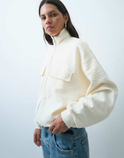 ASOS DESIGN jacquard sweatshirt med funnel neck og lynlås i ecru, 3 af 4