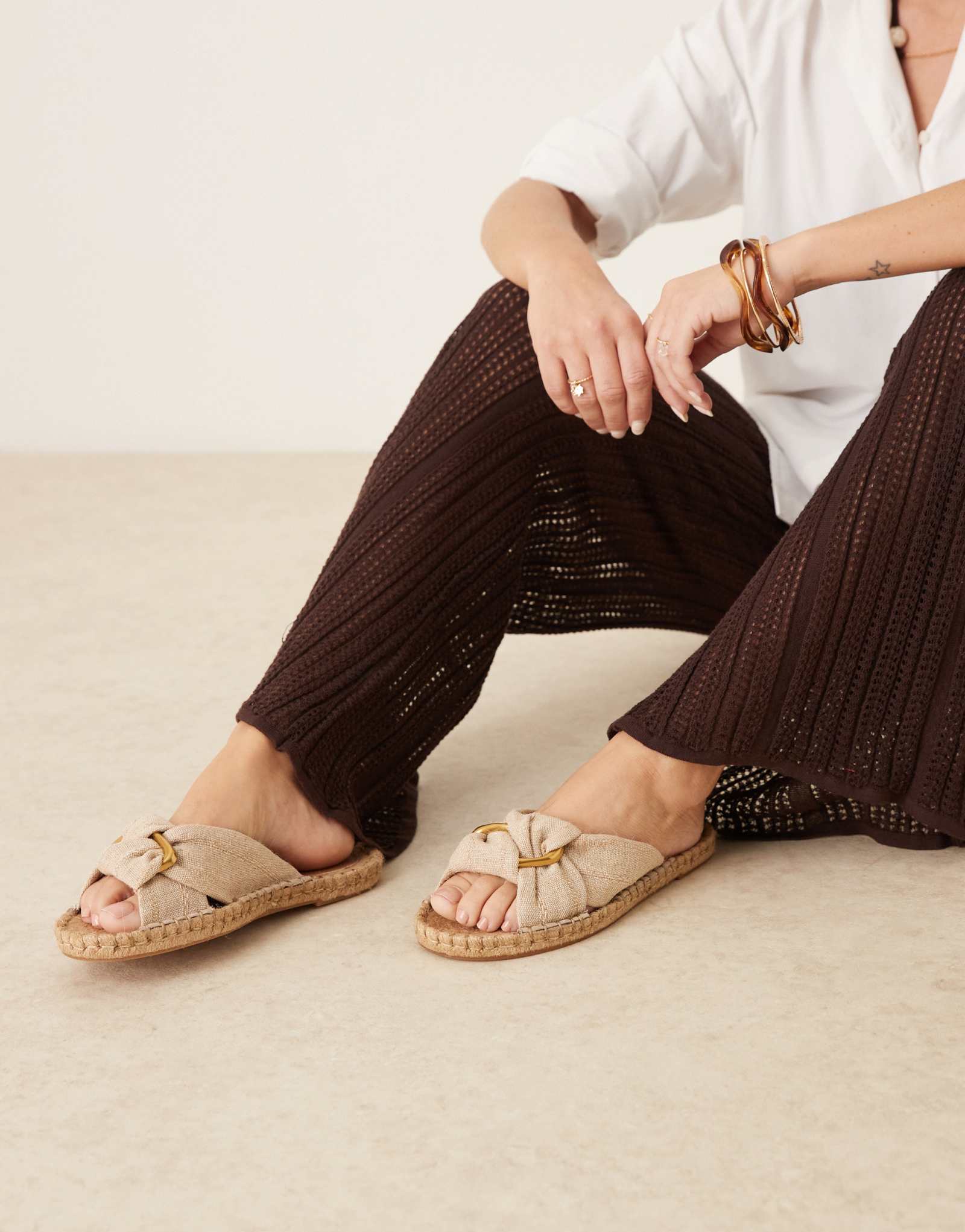 ДИЗАЙНЕРСКИЕ шлепанцы-эспадрильи ASOS с нефритовым узлом из натурального