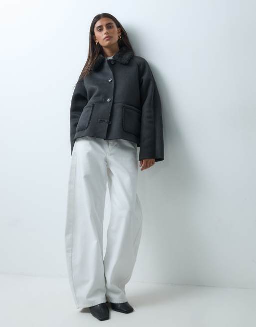 ASOS DESIGN jakke foret med imiteret lammeskind og imiteret pels i kul, 2 af 4