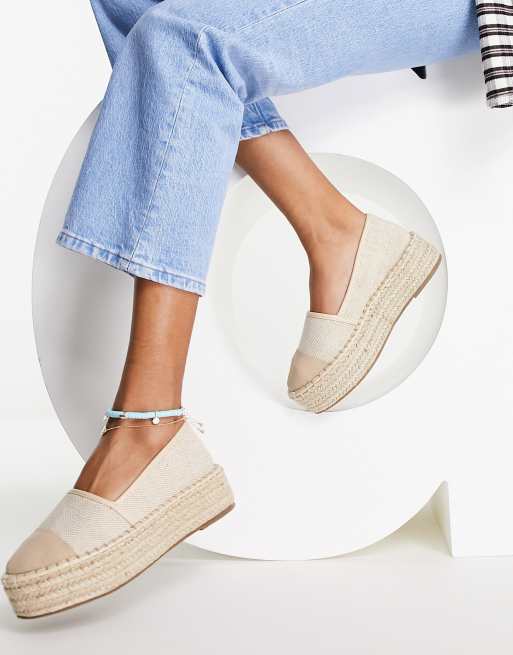 ASOS DESIGN - Jala - Espadrilles met teenstuk en plateauzool in crème, 3 van 4