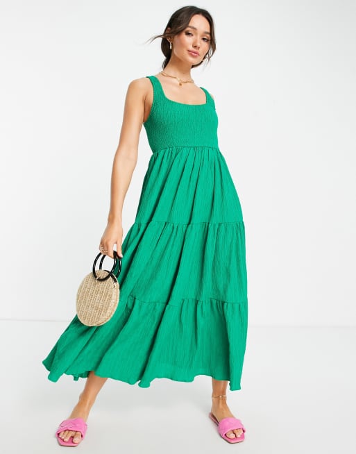 ASOS DESIGN – Jaskrawozielona kaskadowa sukienka maxi z marszczeniami i prążkowaną teksturą