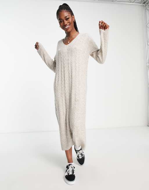ASOS DESIGN – Jasnobeżowa sukienka maxi z dzianiny o warkoczowym splocie