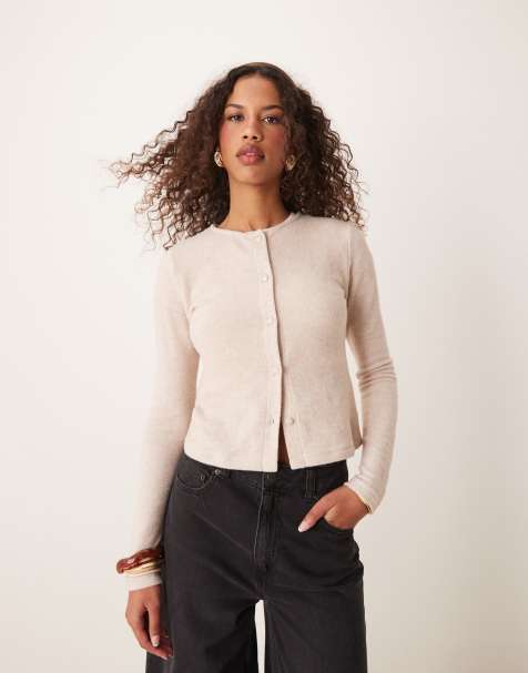 ASOS DESIGN – Jasnobeżowy bardzo miękki kardigan o skróconym fasonie zapinany na guziki - view 1