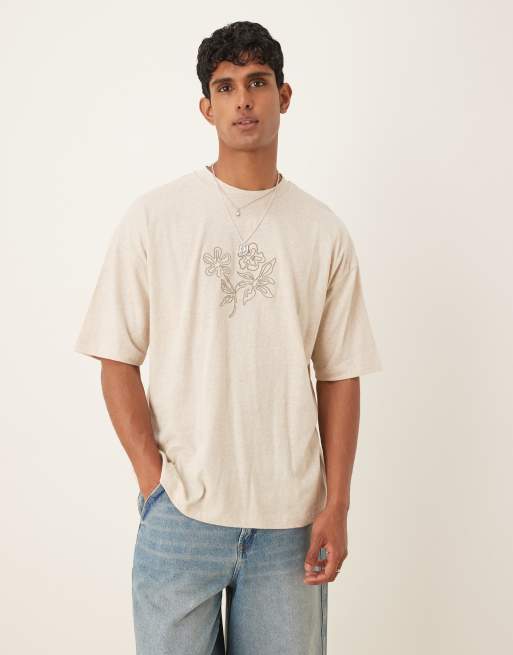 ASOS DESIGN – Jasnobeżowy T-shirt oversize z mieszanki lnianej w haftowany kwiatowy wzór