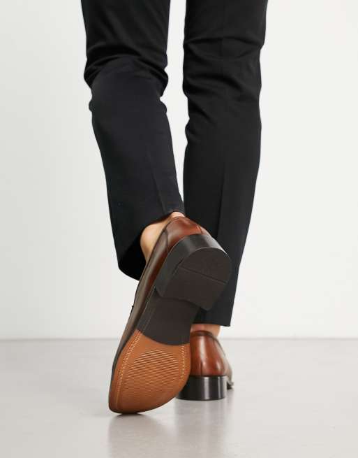 ASOS DESIGN – Jasnobrązowe skórzane loafersy z frędzlami, 2 z 4