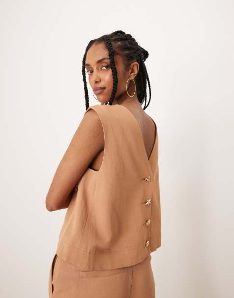 ASOS DESIGN – Jasnobrązowy zapinany na guziki eleganckie top z zabudowanym dekoltem, część zestawu - view 1