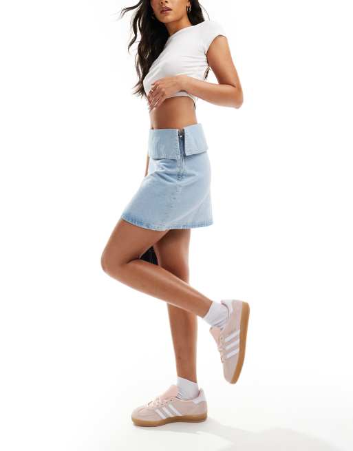 ASOS DESIGN – Jasnoniebieska jeansowa spódnica mini z zakładką na górze