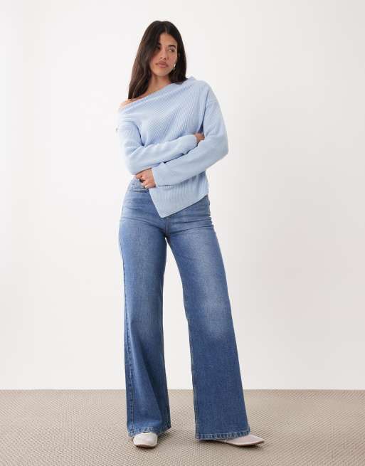 ASOS DESIGN – Jasnoniebieski dzianinowy top z odkrytym ramieniem, 2 z 4