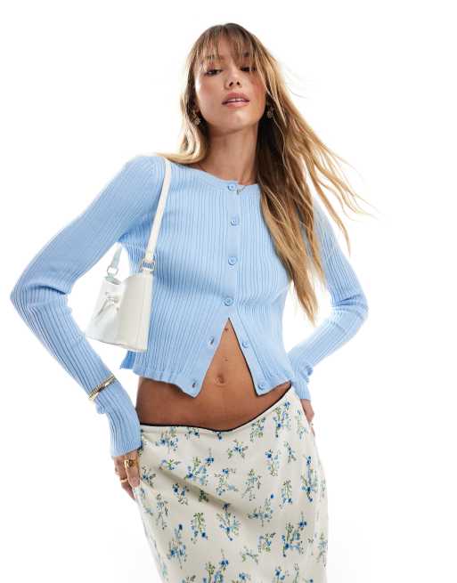 ASOS DESIGN – Jasnoniebieski kardigan z zapięciem na guziki i falbanką