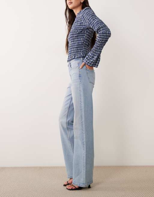 ASOS DESIGN – Jasnoniebieskie elastyczne jeansy z prostymi nogawkami, 3 z 5