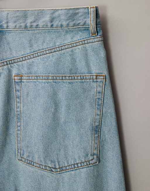 ASOS DESIGN – Jasnoniebieskie jeansy o luźnym kroju, 7 z 7