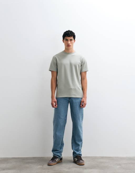 ASOS DESIGN – Jasnoniebieskie jeansy z prostymi nogawkami z efektem sprania, 2 z 5