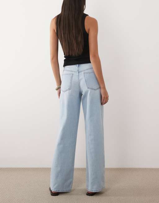 ASOS DESIGN – Jasnoniebieskie jeansy z szerokimi nogawkami dad fit, 3 z 5