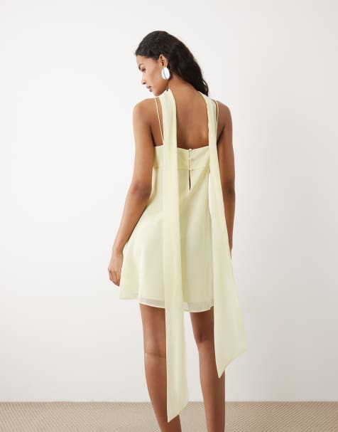 ASOS DESIGN – Jasnożółta sukienka mini na ramiączkach z szalikiem - view 1