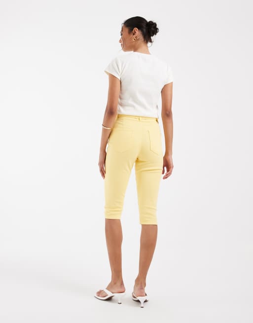 ASOS DESIGN – Jasnożółte jeansy capri, 3 z 5